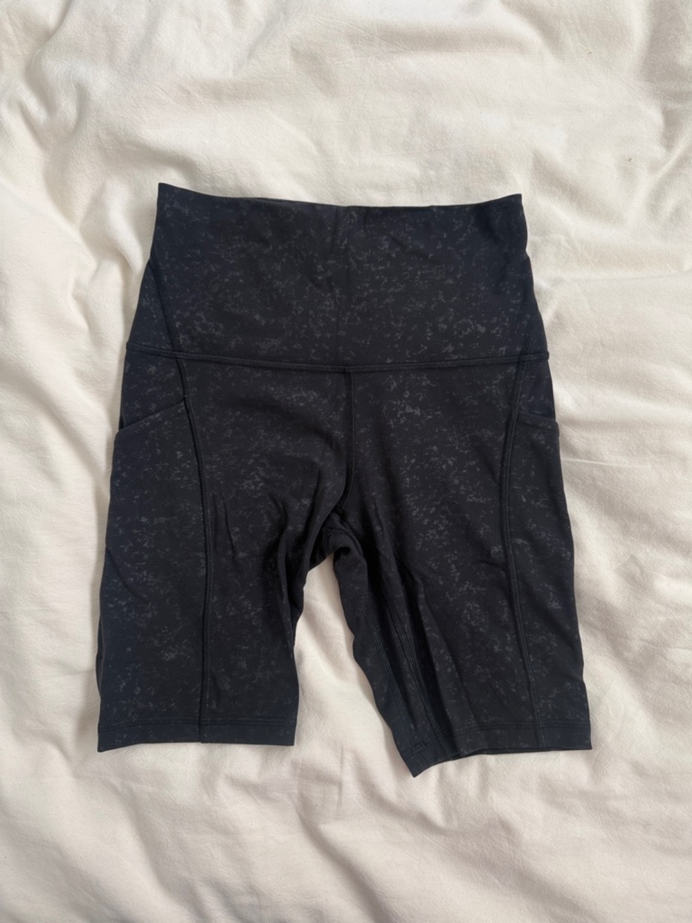 Lululemon Align HR w/Pockets 8”